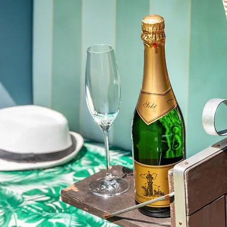 Strandfloh דירה *